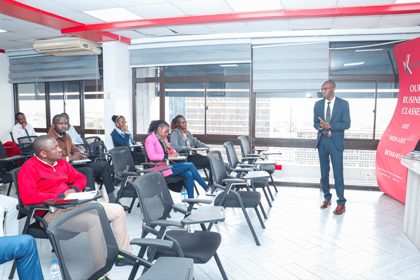 KENYA RE TRAINS INDUSTRY ON BONDS UNDERWRITING